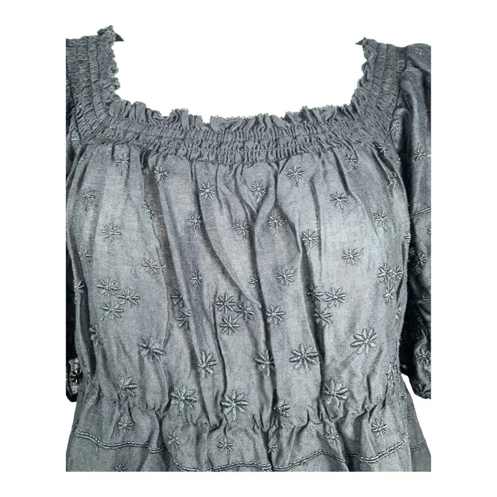 OLD NAVY Puff-Sleeve Smocked Embroidered Babydoll Blouse Elegant Women's SZ M